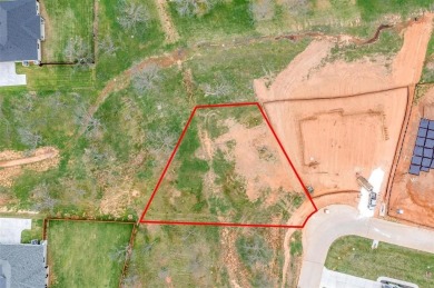 Howdy! Build your dream home on this beautiful pie-shaped lot on Pecan Plantation Country Club in Texas - for sale on GolfHomes.com, golf home, golf lot