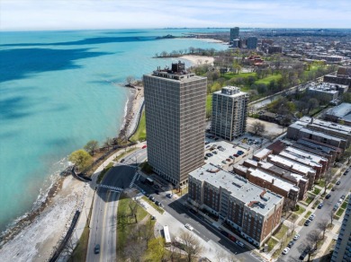 Stunning High-Rise Condo in the Heart of Chicago - Move-In on South Shore Cultural Ctr. Golf Course in Illinois - for sale on GolfHomes.com, golf home, golf lot