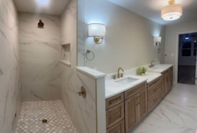 WOW! Stunning home in Cherry Hills! Completely renovated to on Indian Hills Country Club, Inc in Kentucky - for sale on GolfHomes.com, golf home, golf lot
