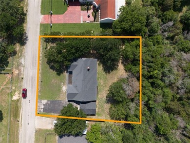 Built in equity!  This house is listed BELOW appraised value! on Squaw Creek Golf Club in Texas - for sale on GolfHomes.com, golf home, golf lot