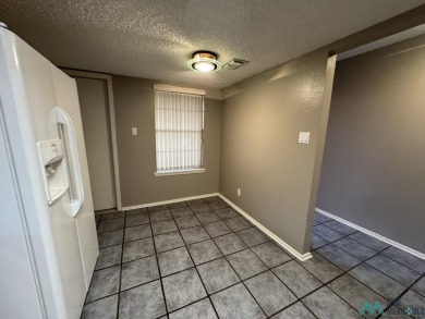This is a super clean, freshly painted, super cute 2 bedroom, 2 on Chaparral Country Club in New Mexico - for sale on GolfHomes.com, golf home, golf lot