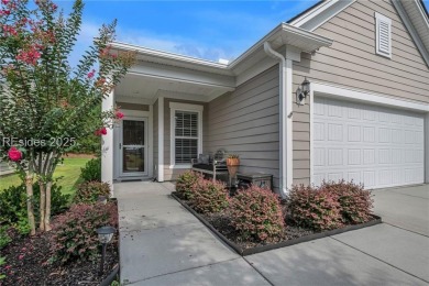 Welcome home to this pretty Hill Crest model offering 2BR/2BA on Argent Lakes Golf Course in South Carolina - for sale on GolfHomes.com, golf home, golf lot