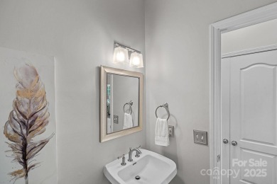 Beautifully updated 4-bed, 3.5-bath home on a landscaped .4-acre on Birkdale Golf Club in North Carolina - for sale on GolfHomes.com, golf home, golf lot