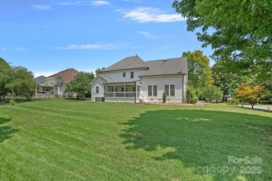 Beautifully updated 4-bed, 3.5-bath home on a landscaped .4-acre on Birkdale Golf Club in North Carolina - for sale on GolfHomes.com, golf home, golf lot