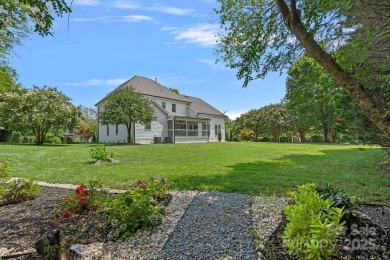 Beautifully updated 4-bed, 3.5-bath home on a landscaped .4-acre on Birkdale Golf Club in North Carolina - for sale on GolfHomes.com, golf home, golf lot