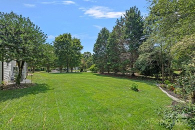Beautifully updated 4-bed, 3.5-bath home on a landscaped .4-acre on Birkdale Golf Club in North Carolina - for sale on GolfHomes.com, golf home, golf lot