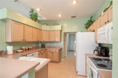 Under contract-accepting backup offers. Experience the perfect on Citrus Hills Golf Club in Florida - for sale on GolfHomes.com, golf home, golf lot