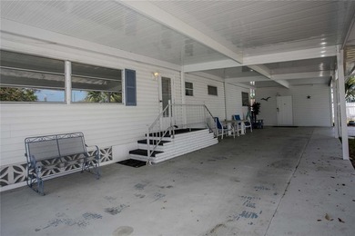 Live the Florida lifestyle in this 2-bedroom, 2-bath, 1,104 sq on Heather Hills Golf Course in Florida - for sale on GolfHomes.com, golf home, golf lot