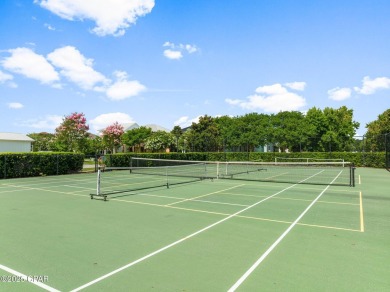 Pickleball, 2 Pools, Tennis, Basketball, Clubhouse, Cable on Holiday Golf Club in Florida - for sale on GolfHomes.com, golf home, golf lot