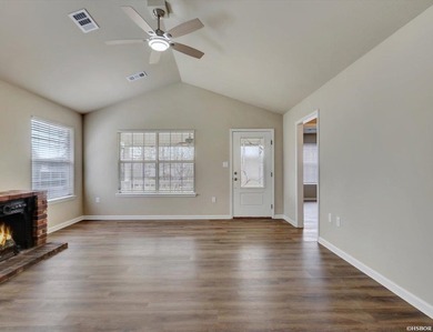 Immaculate one-story home in the Diamondhead Golf Resort on Diamondhead Golf and Country Club in Arkansas - for sale on GolfHomes.com, golf home, golf lot