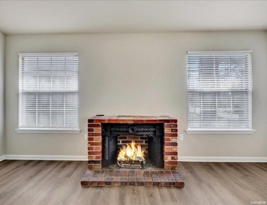 Immaculate one-story home in the Diamondhead Golf Resort on Diamondhead Golf and Country Club in Arkansas - for sale on GolfHomes.com, golf home, golf lot