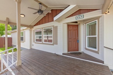 Beautifully maintained 3-bedroom, 2-bathroom home in downtown on Pinehurst Golf Course in Idaho - for sale on GolfHomes.com, golf home, golf lot