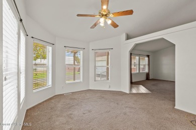 Beautifully maintained 3-bedroom, 2-bathroom home in downtown on Pinehurst Golf Course in Idaho - for sale on GolfHomes.com, golf home, golf lot