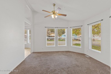 Beautifully maintained 3-bedroom, 2-bathroom home in downtown on Pinehurst Golf Course in Idaho - for sale on GolfHomes.com, golf home, golf lot