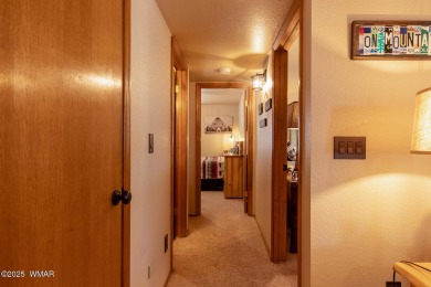 Looking for the perfect escape in nature? This fully furnished on Pinetop Lakes Golf and Country Club in Arizona - for sale on GolfHomes.com, golf home, golf lot