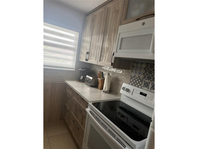 Gorgeous condo completely remodeled, sold totally furnish on Sunrise Lakes Phase III in Florida - for sale on GolfHomes.com, golf home, golf lot