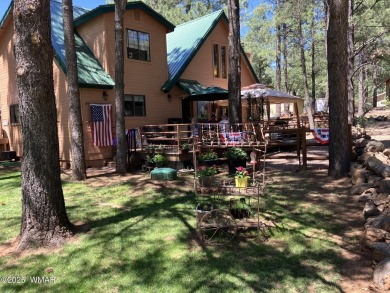 Updated and on the Golf Course! Welcome to the Pinetop Lakes on Pinetop Lakes Golf and Country Club in Arizona - for sale on GolfHomes.com, golf home, golf lot