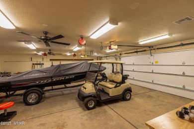 Looking for the perfect escape in nature? This fully furnished on Pinetop Lakes Golf and Country Club in Arizona - for sale on GolfHomes.com, golf home, golf lot