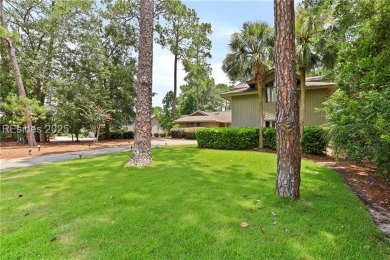 Privacy and convenience meet in this beautifully maintained on Sea Pines Country Club in South Carolina - for sale on GolfHomes.com, golf home, golf lot