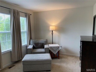 Welcome to the Woodlands at Far Oaks with easy access to on Far Oaks Golf Club in Illinois - for sale on GolfHomes.com, golf home, golf lot