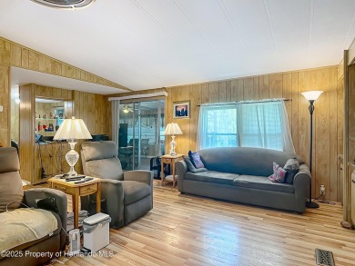 Charming 3 Bedroom, 2 Bathroom Home with 4-Carport in Brookridge on Brookridge Country Club in Florida - for sale on GolfHomes.com, golf home, golf lot