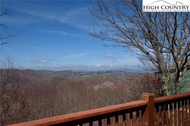 This beautifully maintained and furnished Blue Ridge Log Cabin on Beech Mountain Club in North Carolina - for sale on GolfHomes.com, golf home, golf lot