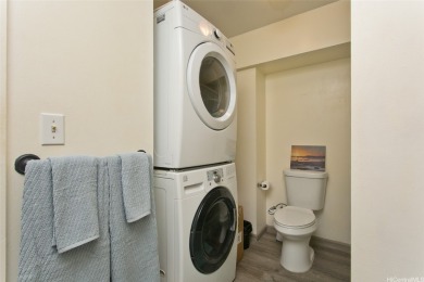 ASSUMABLE VA LOAN (for a VA Buyer) with 4.225% interest rate on Pearl Country Club in Hawaii - for sale on GolfHomes.com, golf home, golf lot