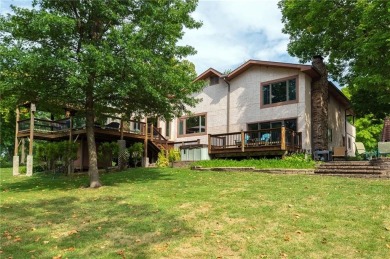 Stunning views from this beautiful home located on the 7th hole on National Golf Club of Kansas City in Missouri - for sale on GolfHomes.com, golf home, golf lot