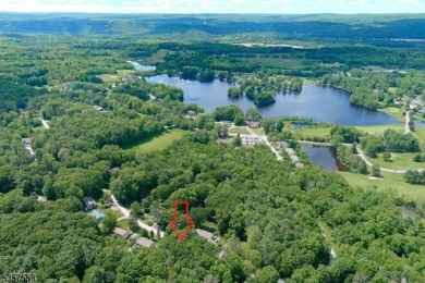 Great opportunity to develop this lot.  Located in High Point on High Point Golf Club in New Jersey - for sale on GolfHomes.com, golf home, golf lot