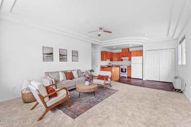 Charming 2BR/2BA Condo on the Stoneridge Golf Course - Blanchard on Stoneridge Golf Club in Idaho - for sale on GolfHomes.com, golf home, golf lot