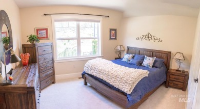 This luxurious home situated on the 6th fairway of the Lewiston on Lewiston Golf and Country Club in Idaho - for sale on GolfHomes.com, golf home, golf lot
