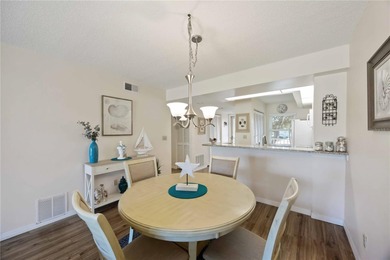 Under contract-accepting backup offers. Welcome to easy Florida on Plantation Golf and Country Club in Florida - for sale on GolfHomes.com, golf home, golf lot