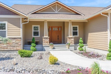 This luxurious home situated on the 6th fairway of the Lewiston on Lewiston Golf and Country Club in Idaho - for sale on GolfHomes.com, golf home, golf lot