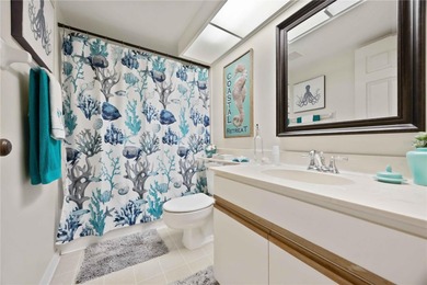 Under contract-accepting backup offers. Welcome to easy Florida on Plantation Golf and Country Club in Florida - for sale on GolfHomes.com, golf home, golf lot