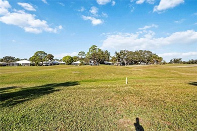 Under contract-accepting backup offers. Welcome to easy Florida on Plantation Golf and Country Club in Florida - for sale on GolfHomes.com, golf home, golf lot