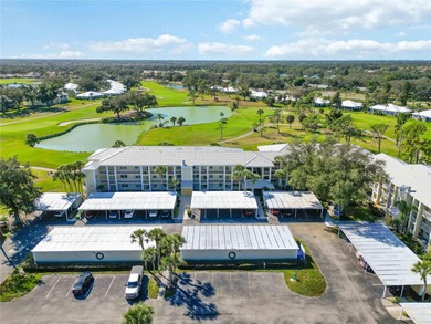 Under contract-accepting backup offers. Welcome to easy Florida on Plantation Golf and Country Club in Florida - for sale on GolfHomes.com, golf home, golf lot