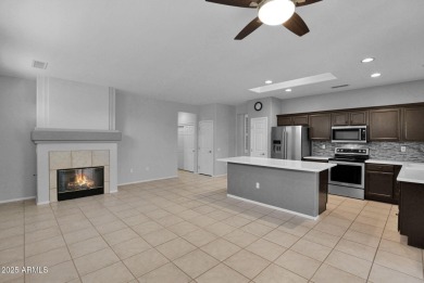 Enjoy resort-style living in this charming 2 bed/2 ba plus den on Desert Springs Golf Course in Arizona - for sale on GolfHomes.com, golf home, golf lot