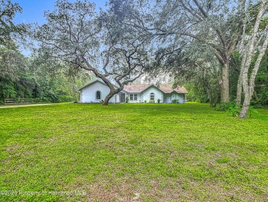 Fall in love with this picturesque 4 bedrooms, 2 bath, 2 car on Citrus Hills Golf Club in Florida - for sale on GolfHomes.com, golf home, golf lot