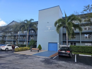 Beautiful  renovated apartm in Pembroke Pines. Stunning on Flamingo Lakes Country Club in Florida - for sale on GolfHomes.com, golf home, golf lot