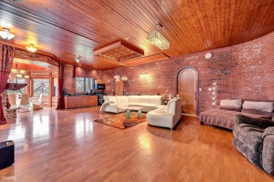 ***TAXES HAVE BEEN SUCCESSFULLY APPEALED! ASSESSED VALUE REDUCED on Olympia Fields Country Club in Illinois - for sale on GolfHomes.com, golf home, golf lot