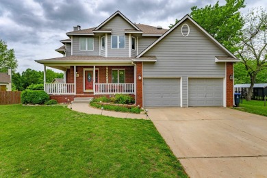 Welcome to 1829 Kendrick Lane - Where Style, Space  Location on Prairie Trails Golf and Country Club in Kansas - for sale on GolfHomes.com, golf home, golf lot