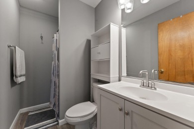 Adorable and well maintained 3 bed, 3 bath bilevel located on a on Lakes of the Four Seasons Country Club in Indiana - for sale on GolfHomes.com, golf home, golf lot