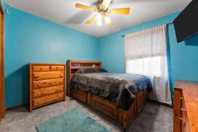 Adorable and well maintained 3 bed, 3 bath bilevel located on a on Lakes of the Four Seasons Country Club in Indiana - for sale on GolfHomes.com, golf home, golf lot