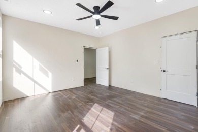 On Fleek. Bussin'. IYKYK.Welcome to a truly exceptional modern on Kimberling City Golf Club in Missouri - for sale on GolfHomes.com, golf home, golf lot