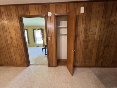 937 Homecrest Drive in Piggott, AR is a 3 BR, 2 BA, 1,742 SF on Sugar Creek Country Club in Arkansas - for sale on GolfHomes.com, golf home, golf lot