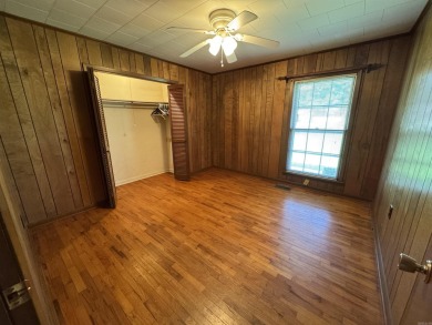 937 Homecrest Drive in Piggott, AR is a 3 BR, 2 BA, 1,742 SF on Sugar Creek Country Club in Arkansas - for sale on GolfHomes.com, golf home, golf lot