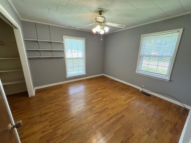 937 Homecrest Drive in Piggott, AR is a 3 BR, 2 BA, 1,742 SF on Sugar Creek Country Club in Arkansas - for sale on GolfHomes.com, golf home, golf lot