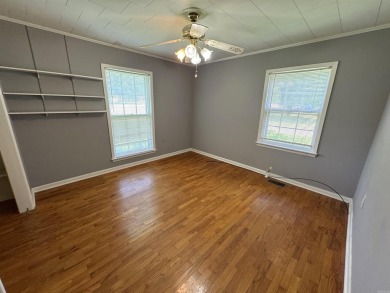 937 Homecrest Drive in Piggott, AR is a 3 BR, 2 BA, 1,742 SF on Sugar Creek Country Club in Arkansas - for sale on GolfHomes.com, golf home, golf lot