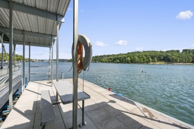 On Fleek. Bussin'. IYKYK.Welcome to a truly exceptional modern on Kimberling City Golf Club in Missouri - for sale on GolfHomes.com, golf home, golf lot