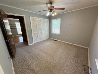 937 Homecrest Drive in Piggott, AR is a 3 BR, 2 BA, 1,742 SF on Sugar Creek Country Club in Arkansas - for sale on GolfHomes.com, golf home, golf lot
